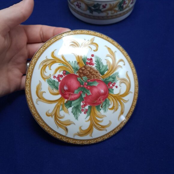 Mikasa Holiday Orchard Covered Candy Dish Trinket Box Christmas Gold Accents - Picture 12 of 13